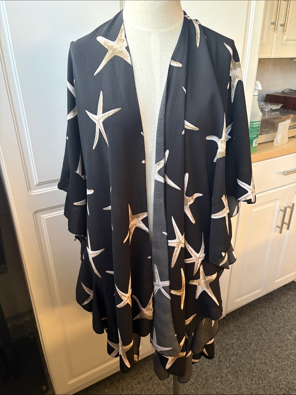 Women's Black Starfish Print Kimono Jacket